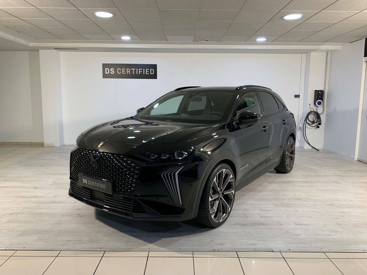 Foto DS Automobiles DS 7 1