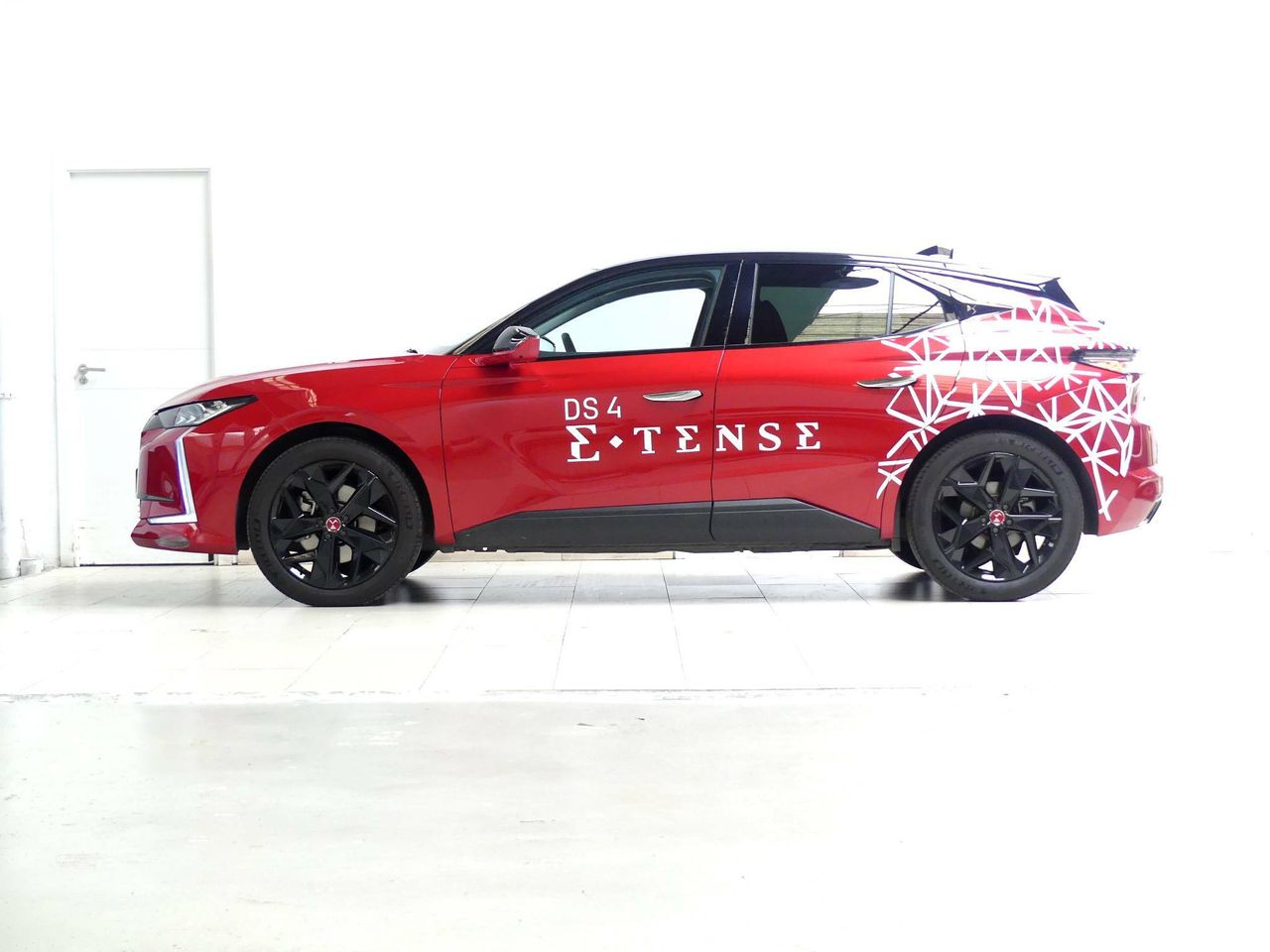 Foto DS Automobiles DS 4 8