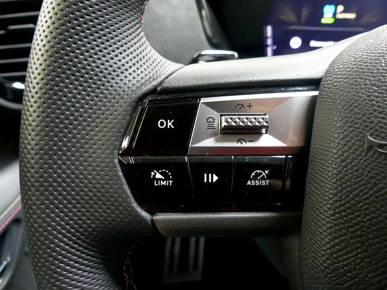 Foto DS Automobiles DS 4 19