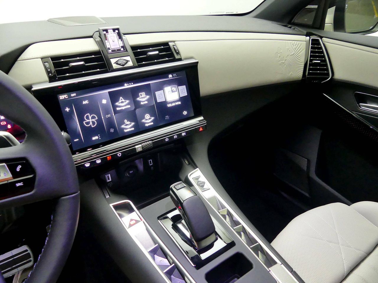 Foto DS Automobiles DS 7 22