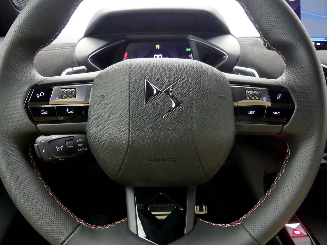 Foto DS Automobiles DS 3 18