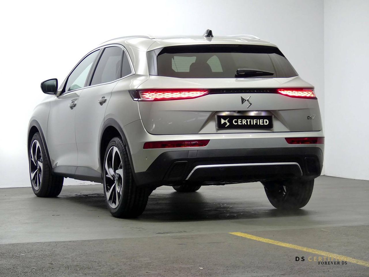 Foto DS Automobiles DS 7 5