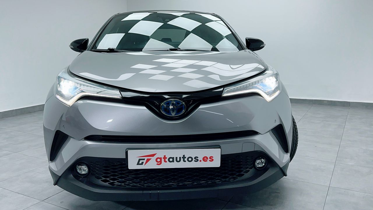 Foto Toyota C-HR 13