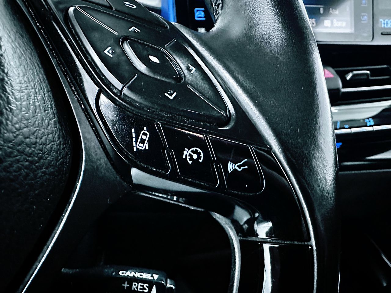 Foto Toyota C-HR 20