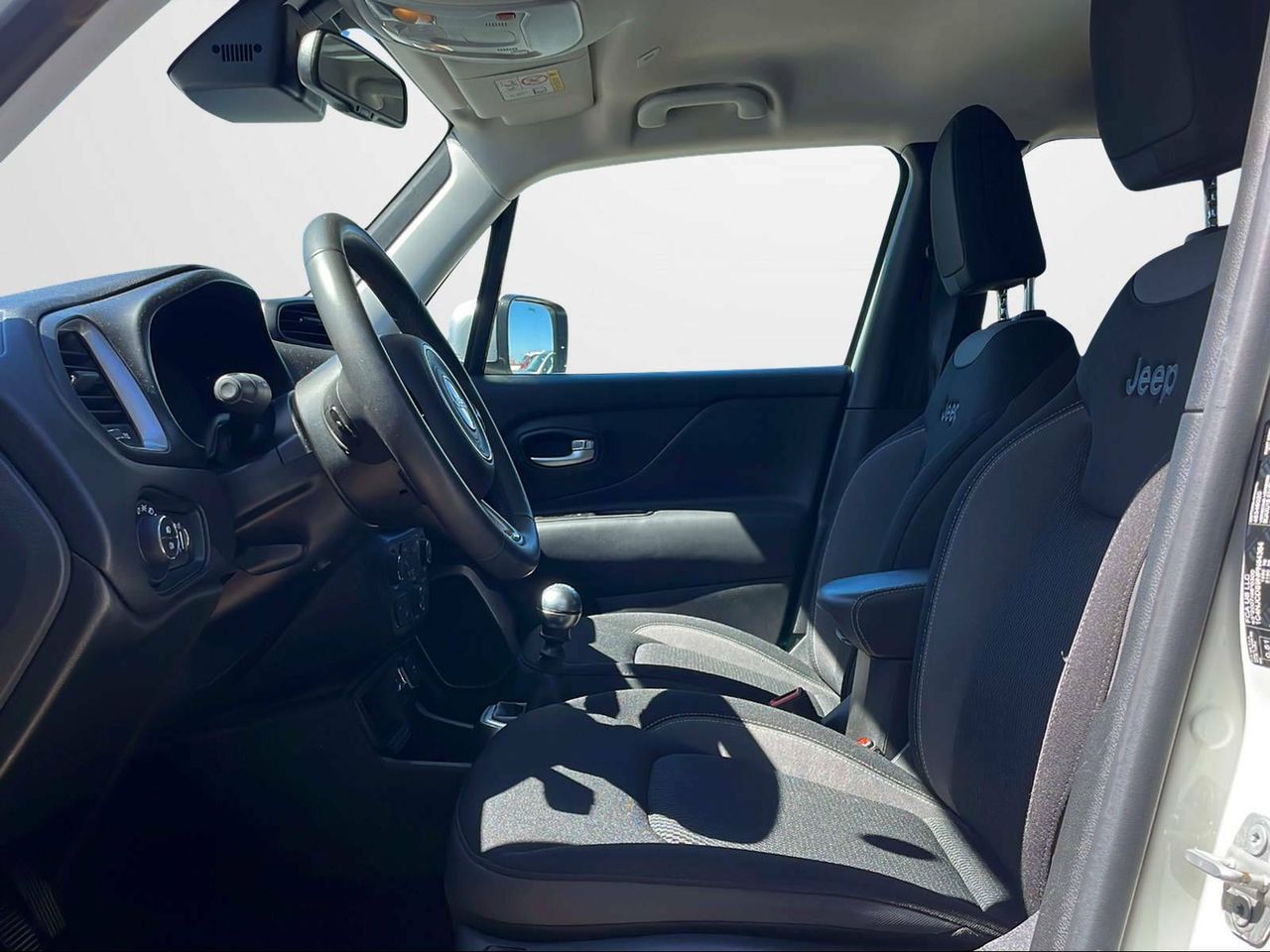 Foto Jeep Renegade 11
