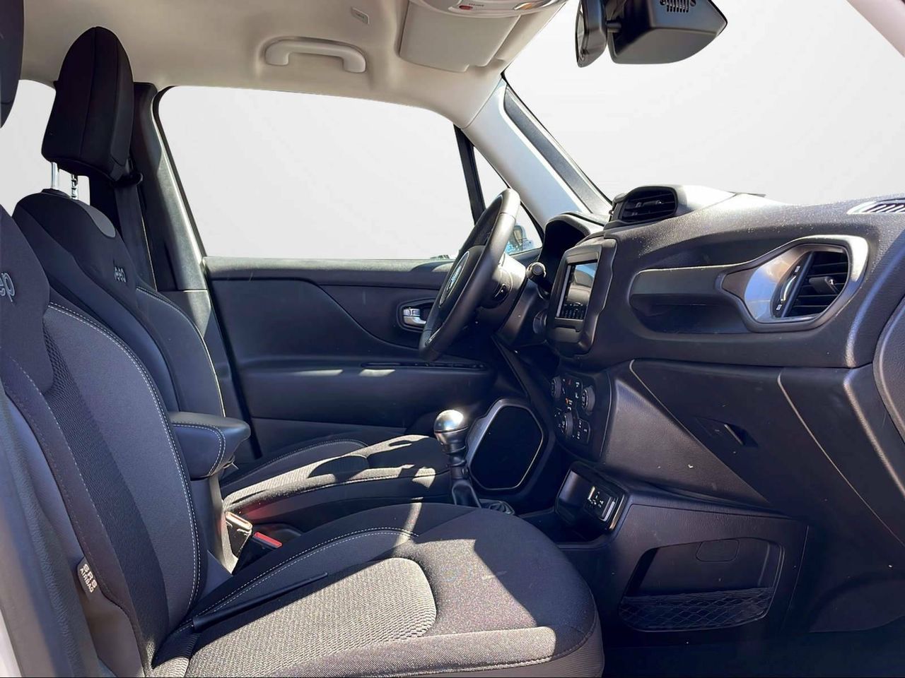 Foto Jeep Renegade 16
