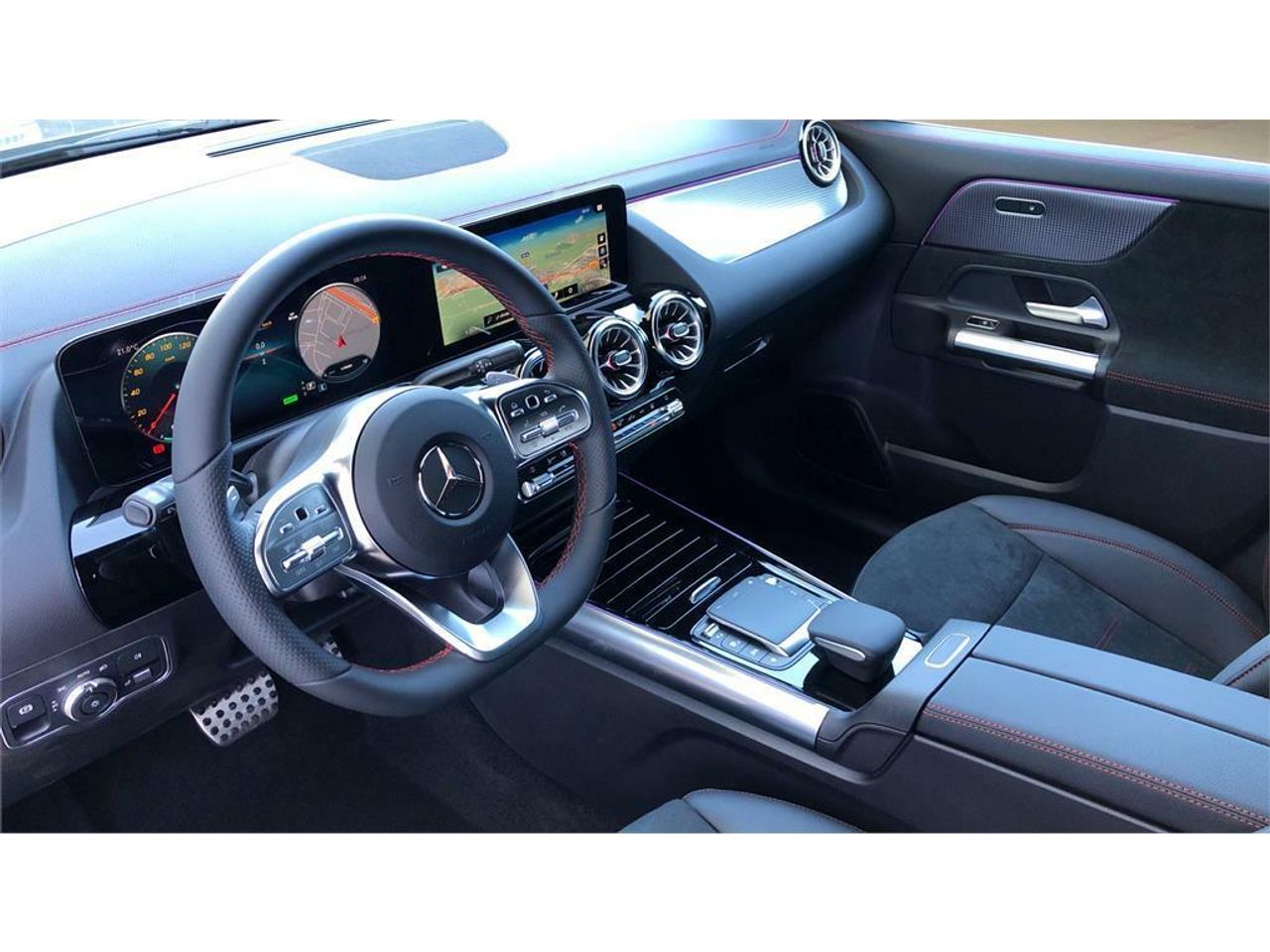 Foto Mercedes-Benz EQA 6