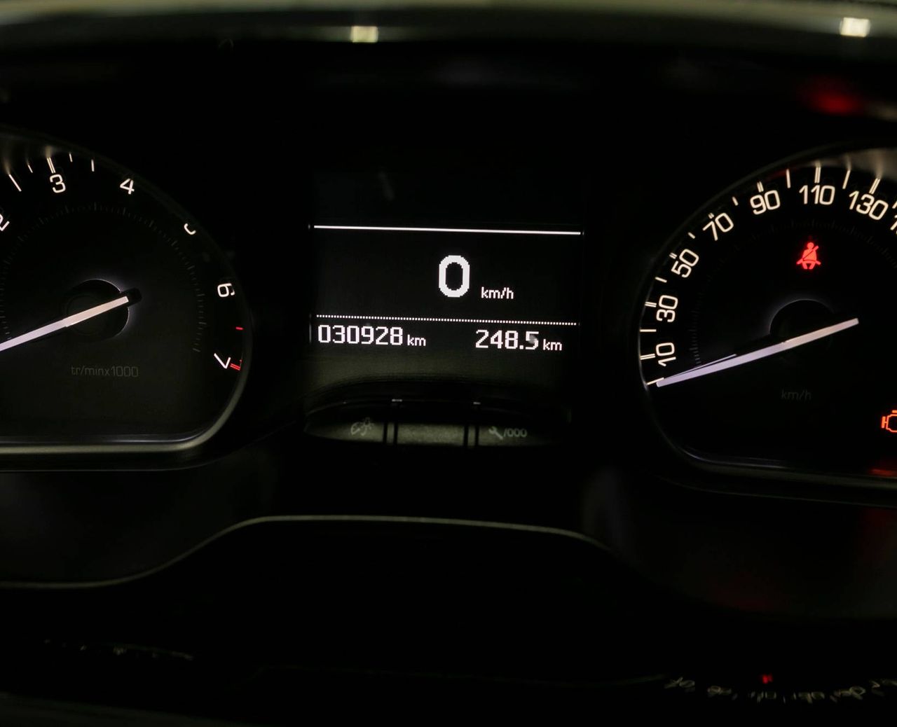 Foto Peugeot 208 11