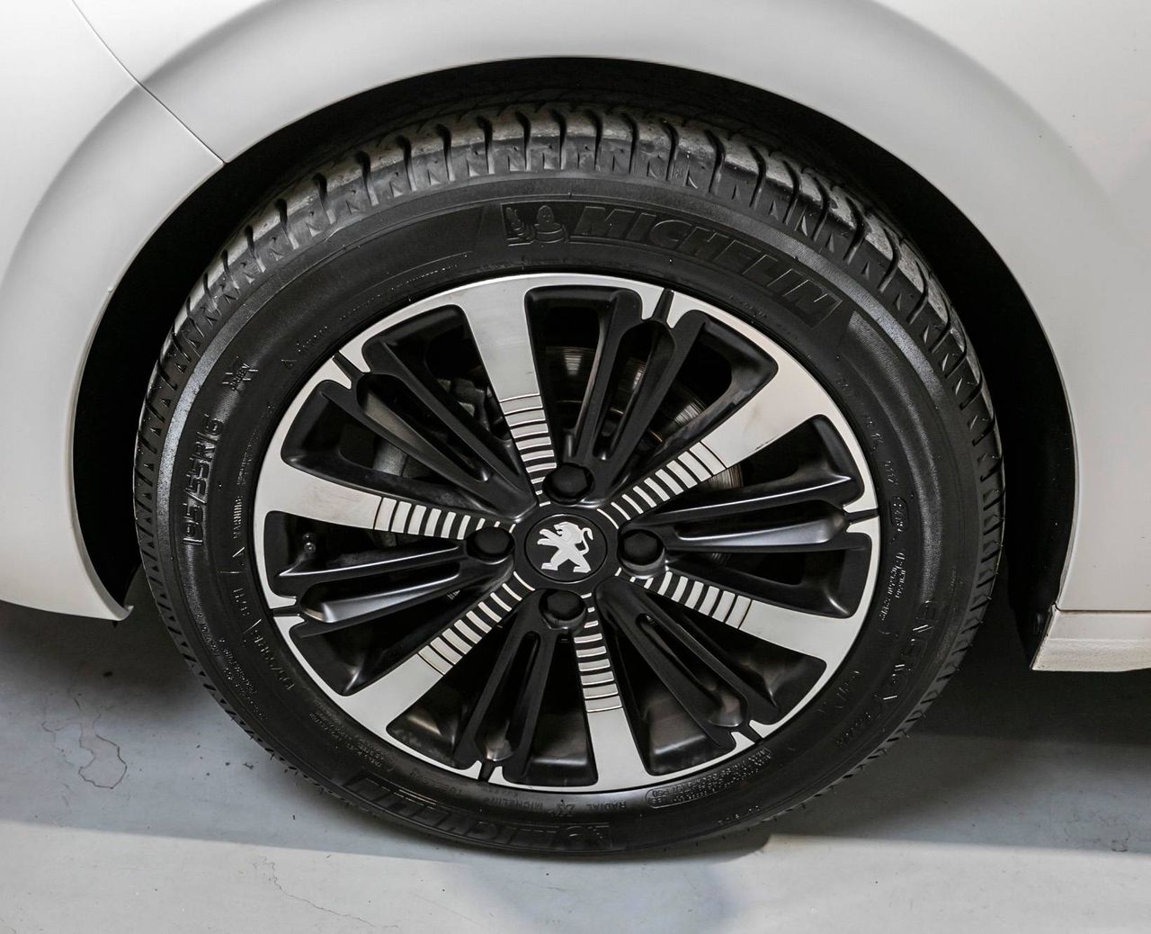 Foto Peugeot 208 22