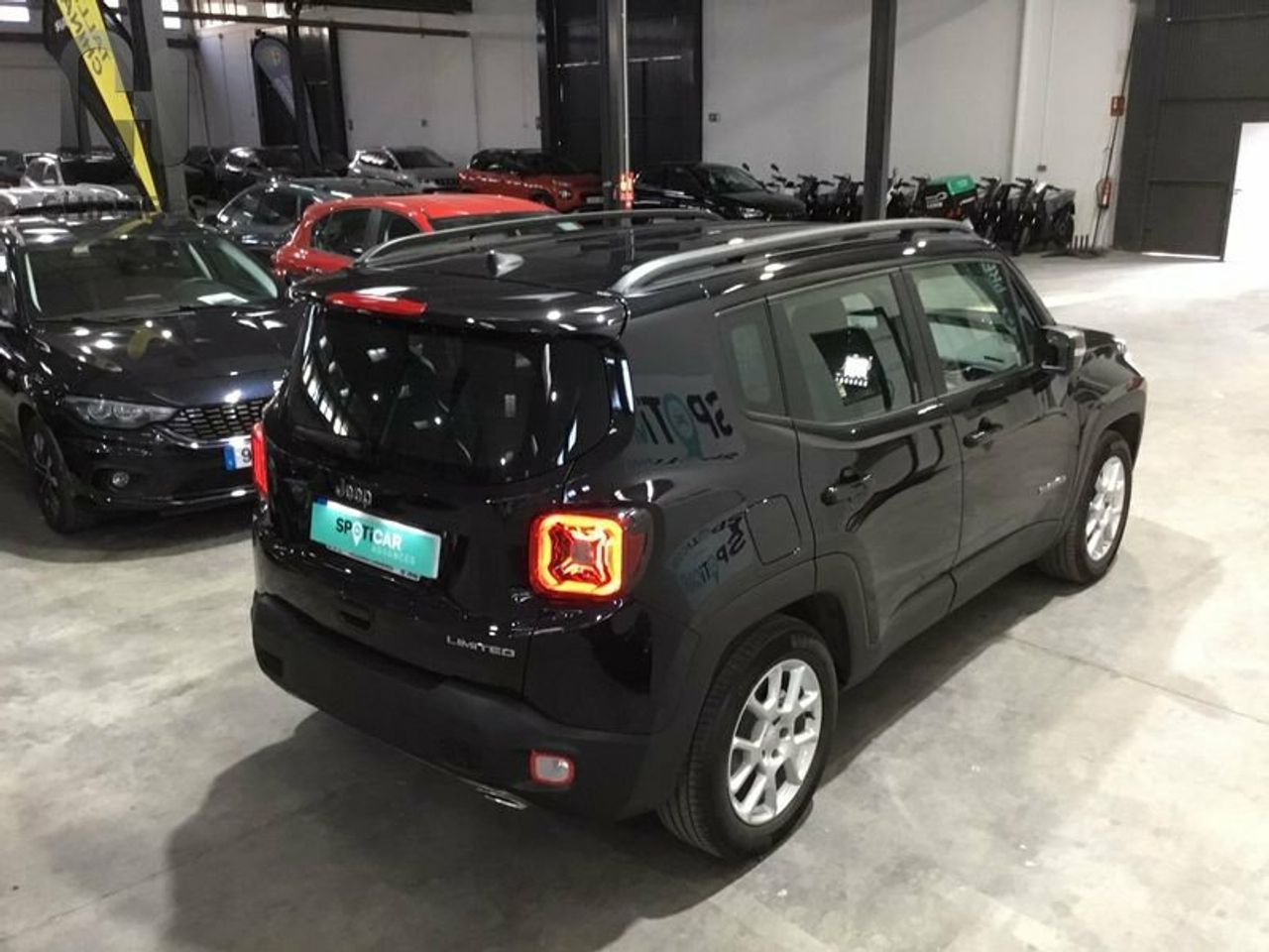 Foto Jeep Renegade 11