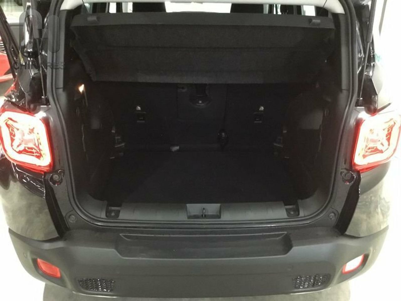 Foto Jeep Renegade 17
