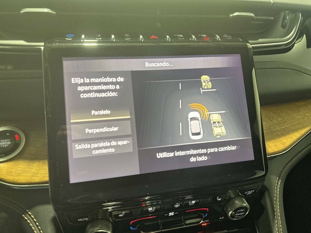 Foto Jeep Grand Cherokee 21