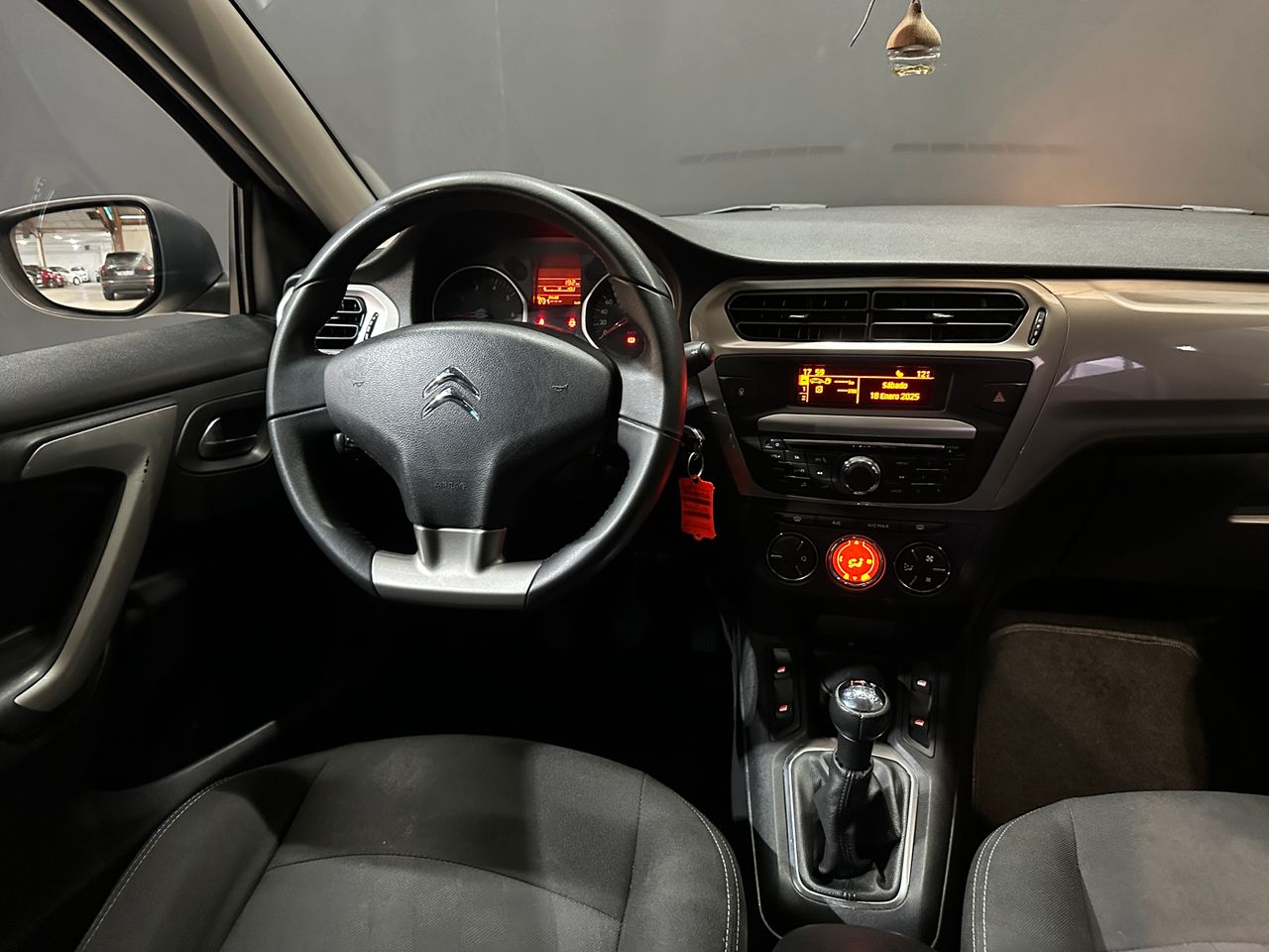 Foto Citroën C-Elysèe 6