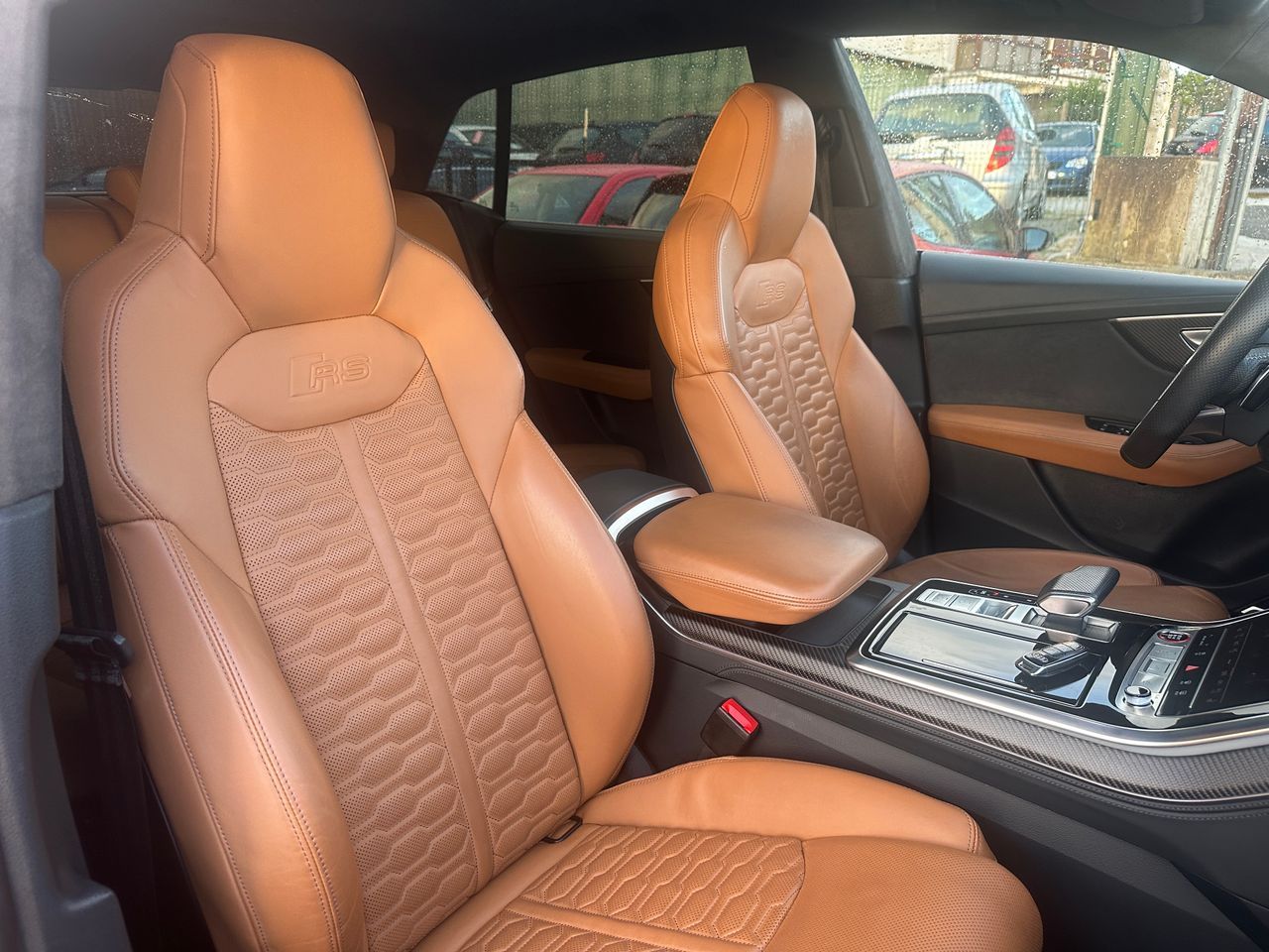 Foto Audi Q8 8
