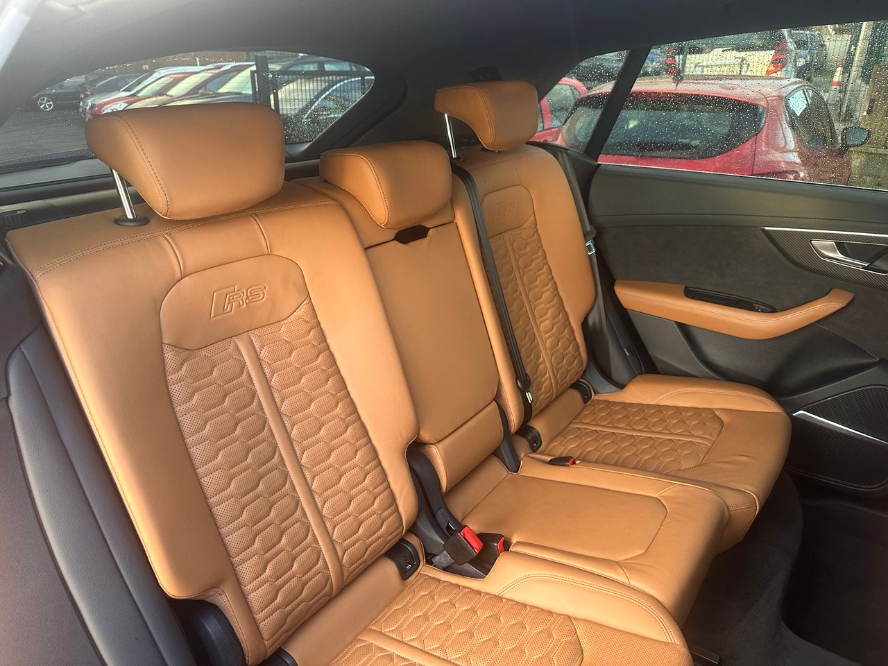 Foto Audi Q8 9
