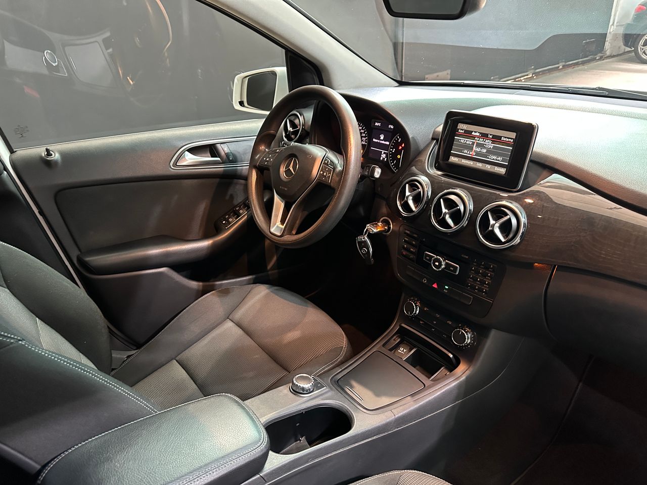 Foto Mercedes-Benz Clase B 4