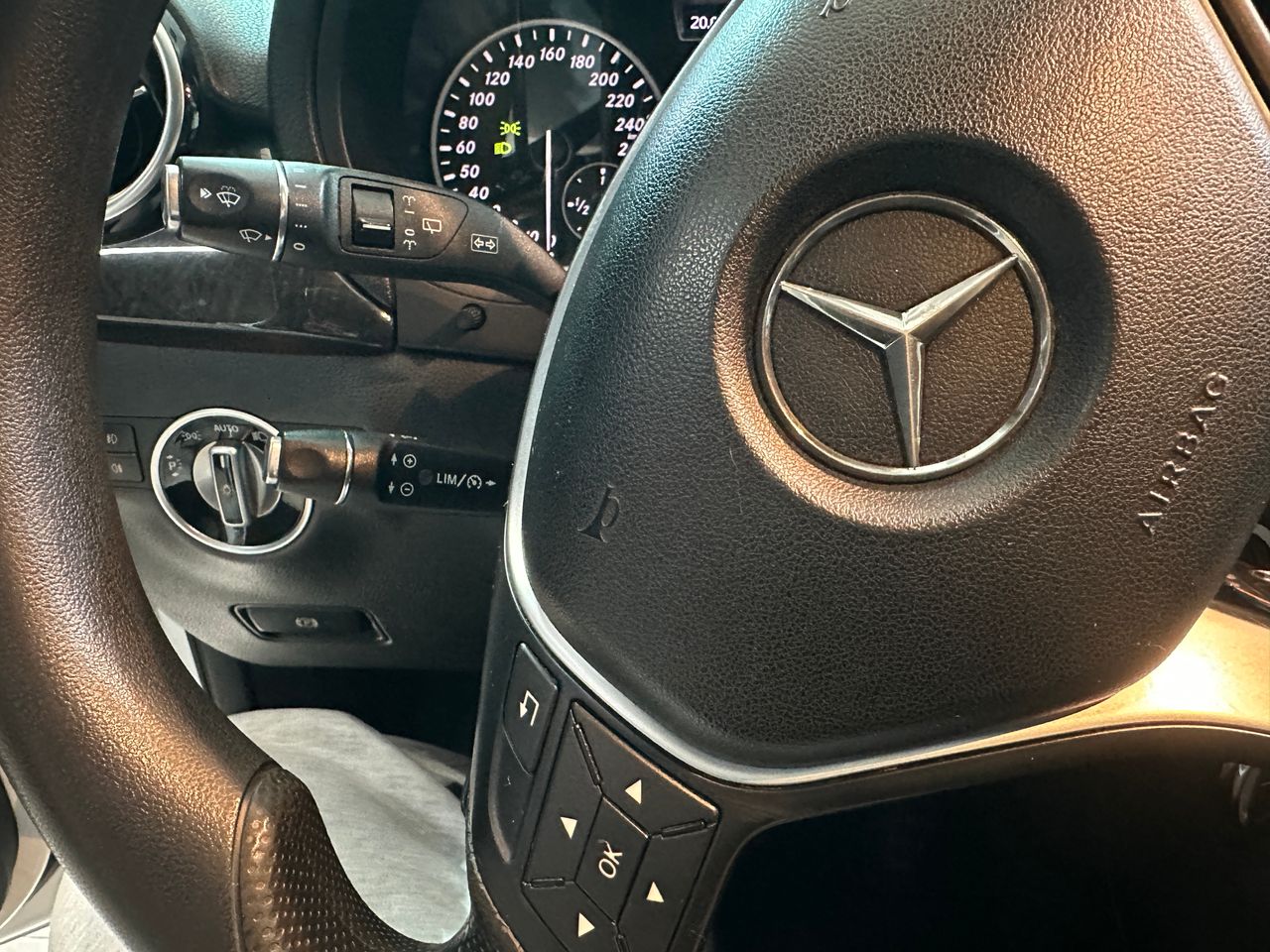 Foto Mercedes-Benz Clase B 8