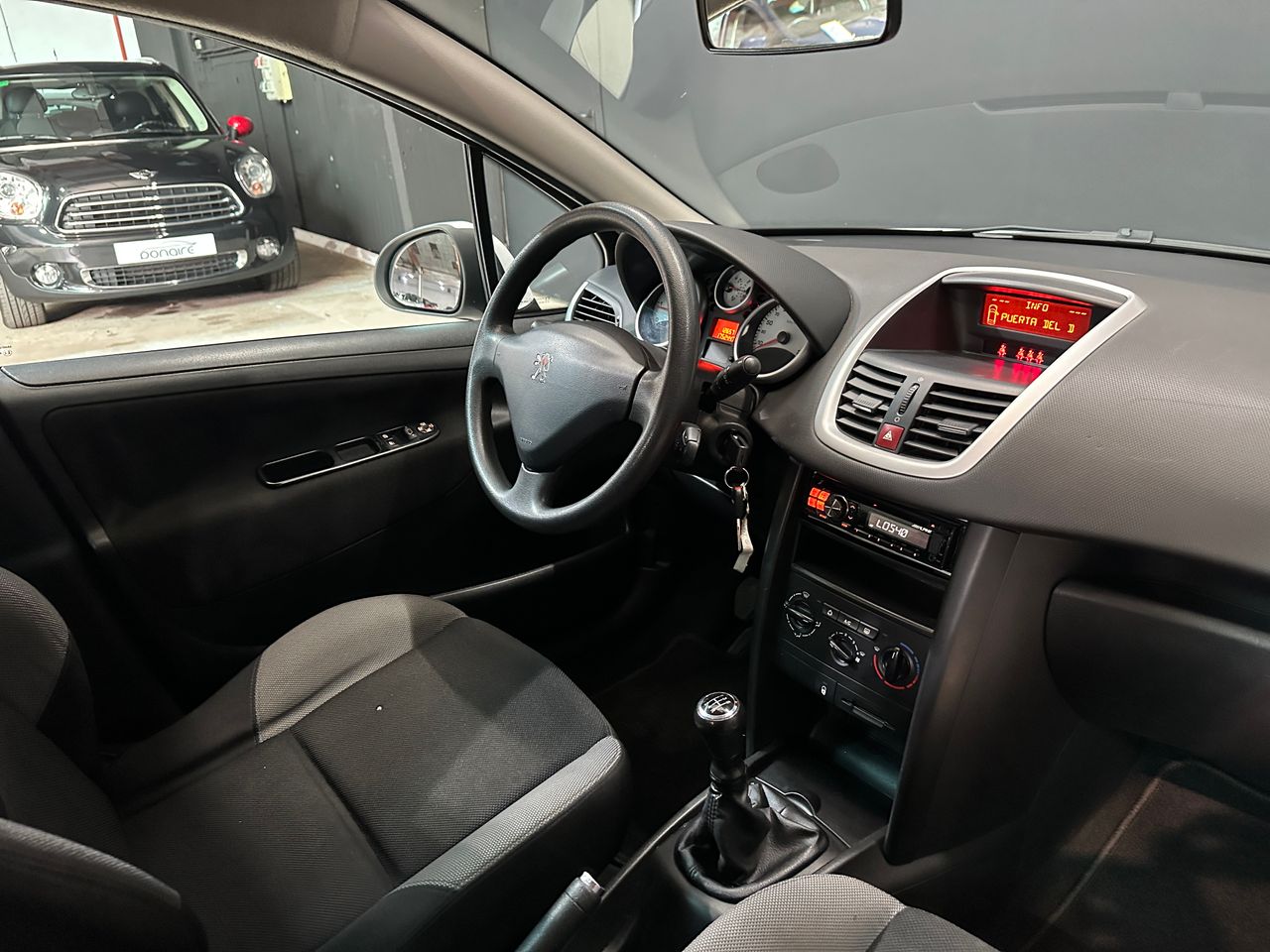 Foto Peugeot 207 4