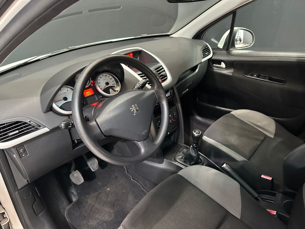 Foto Peugeot 207 5