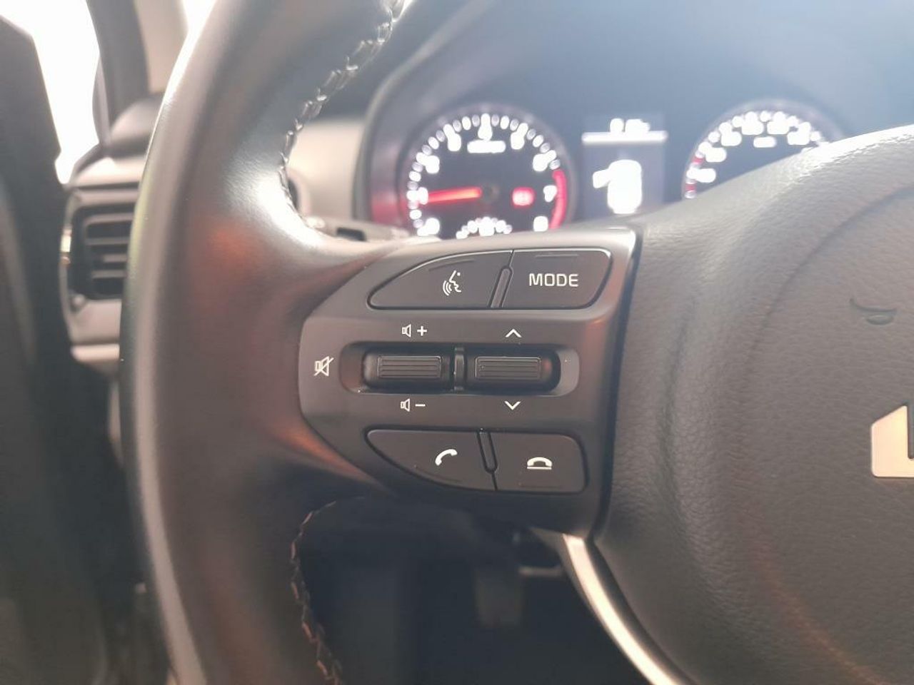 Foto Kia Stonic 16