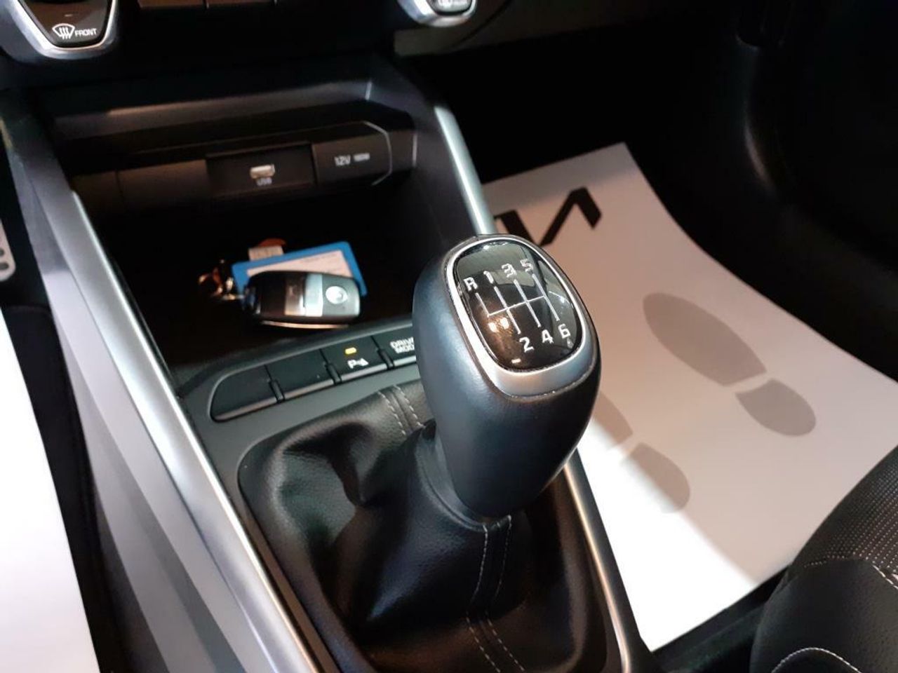 Foto Kia Stonic 22