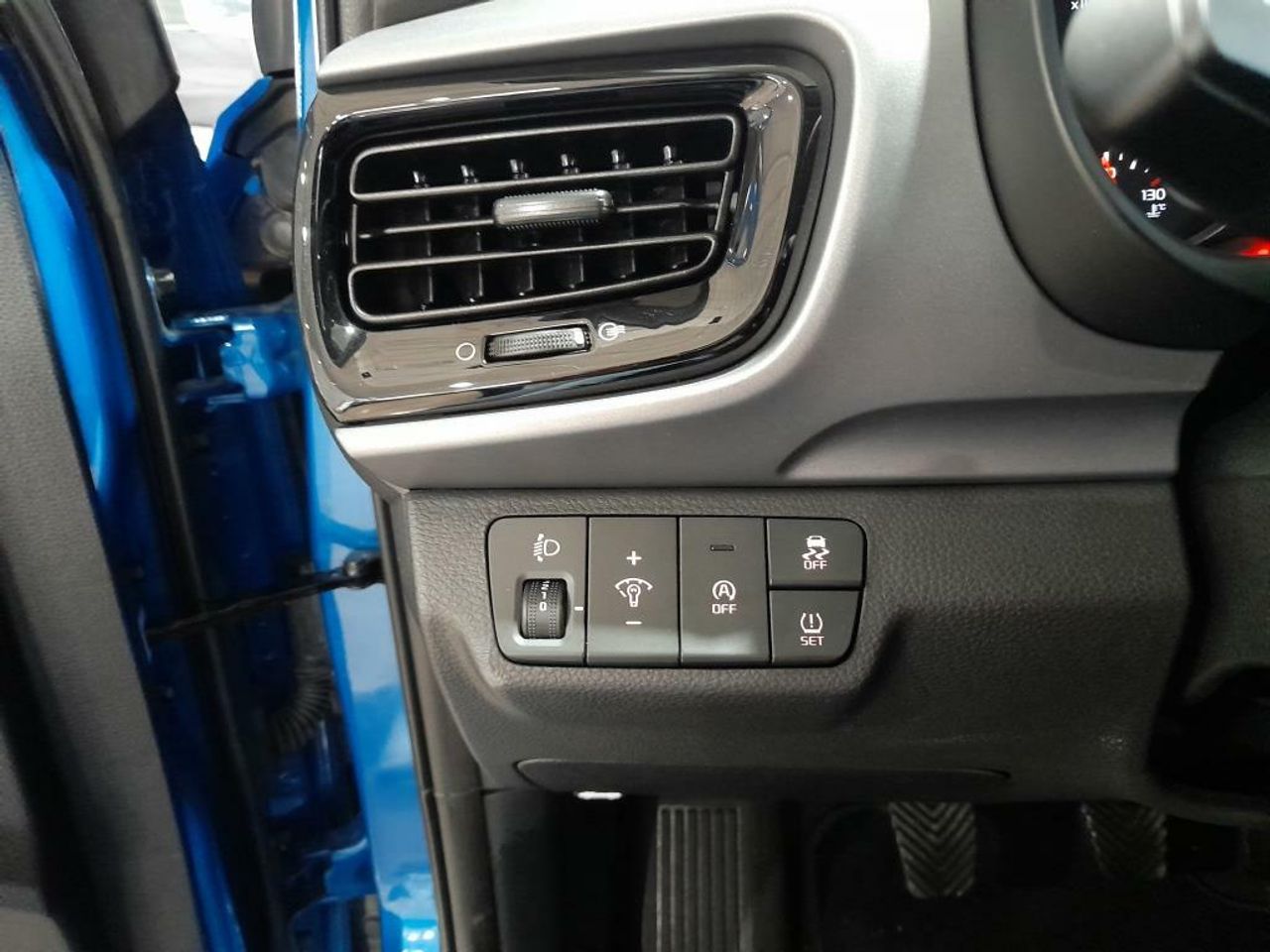 Foto Kia Stonic 17