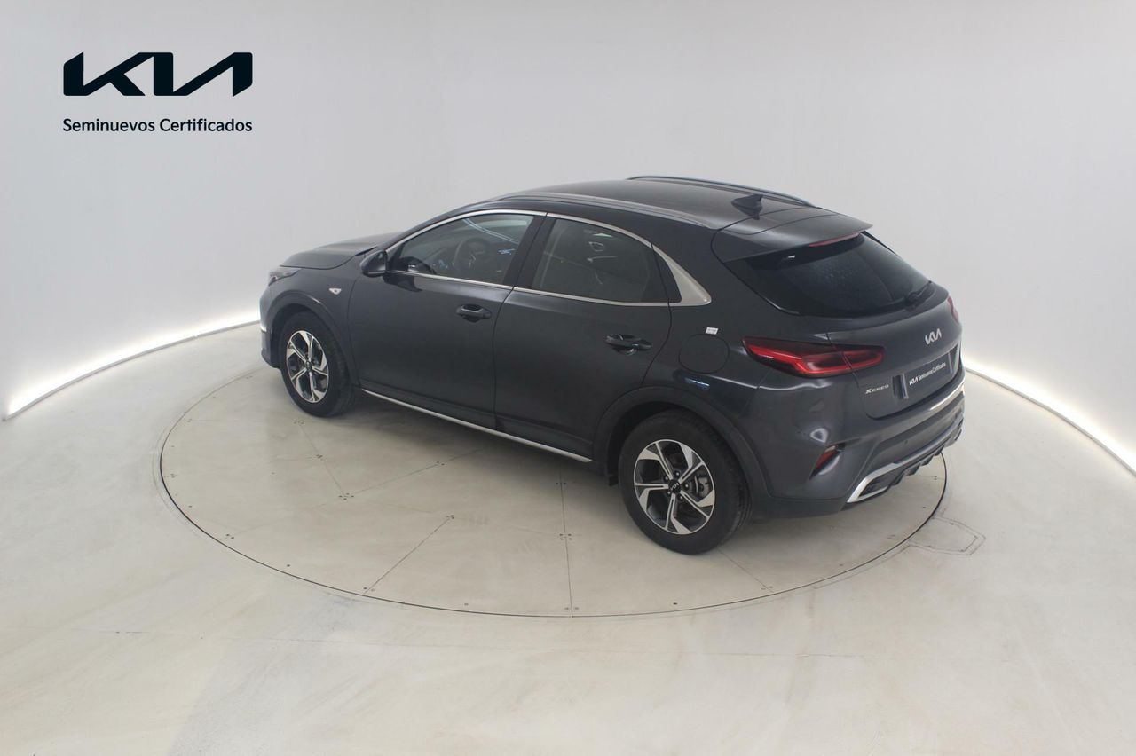Foto Kia XCeed 4