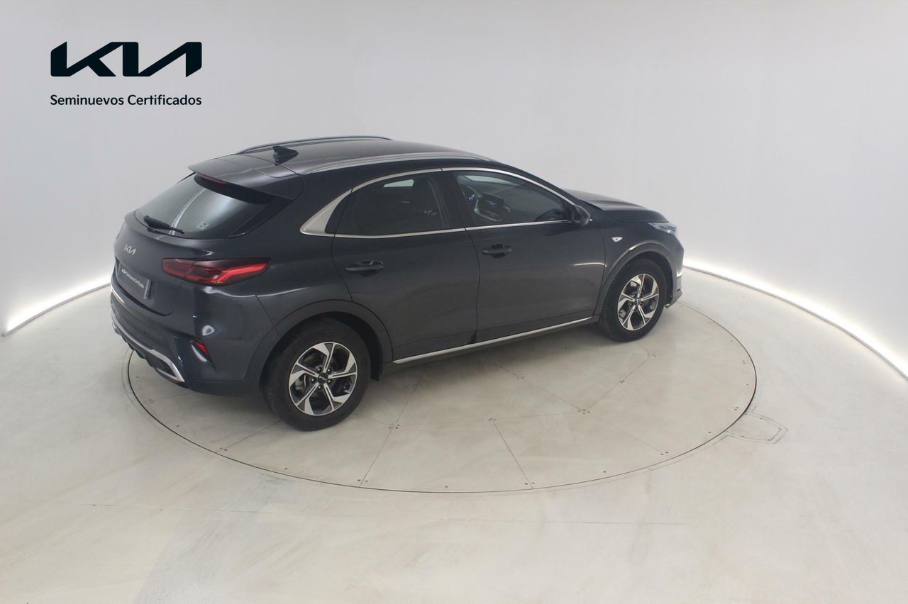 Foto Kia XCeed 7