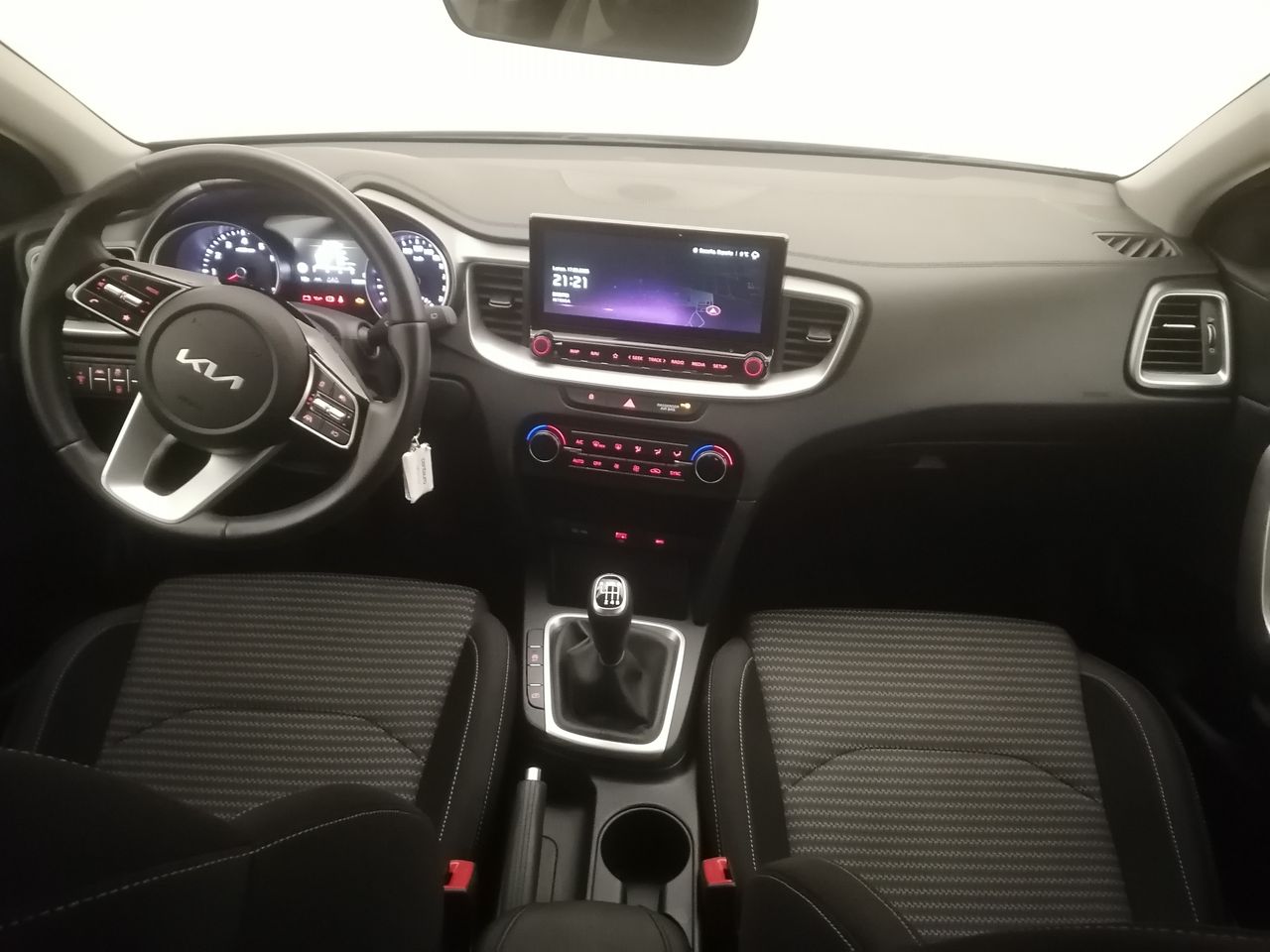 Foto Kia XCeed 10