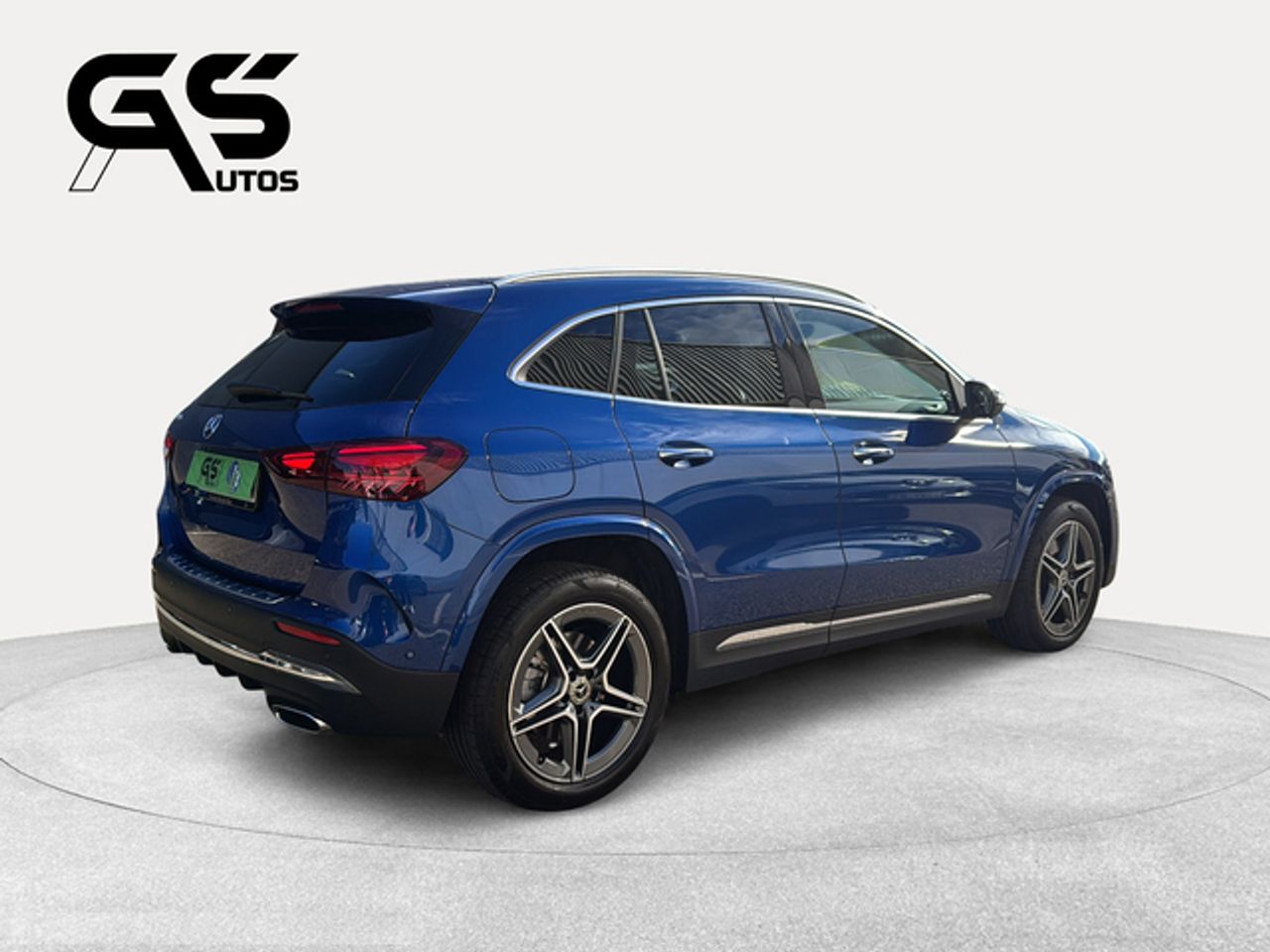 Foto Mercedes-Benz Clase GLA 4