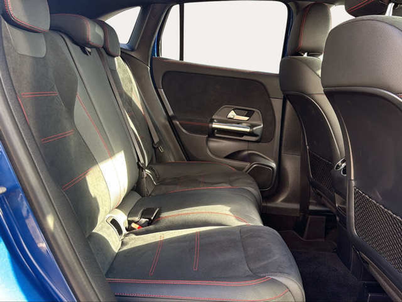 Foto Mercedes-Benz Clase GLA 11