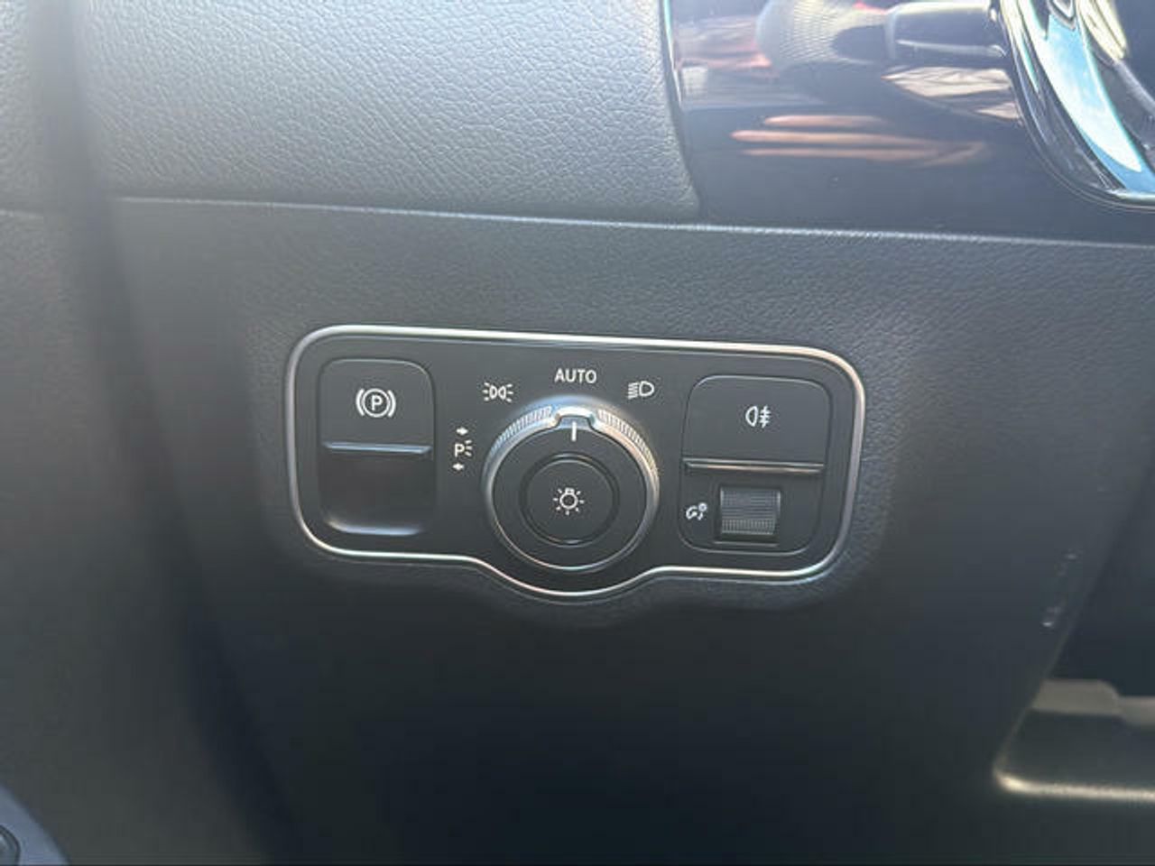 Foto Mercedes-Benz Clase GLA 24