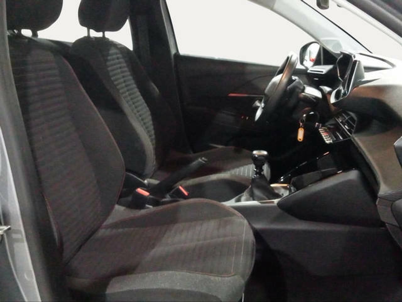 Foto Peugeot 208 10