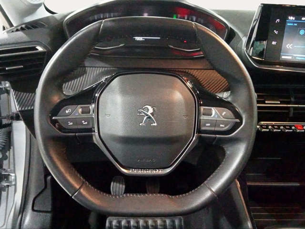 Foto Peugeot 208 16