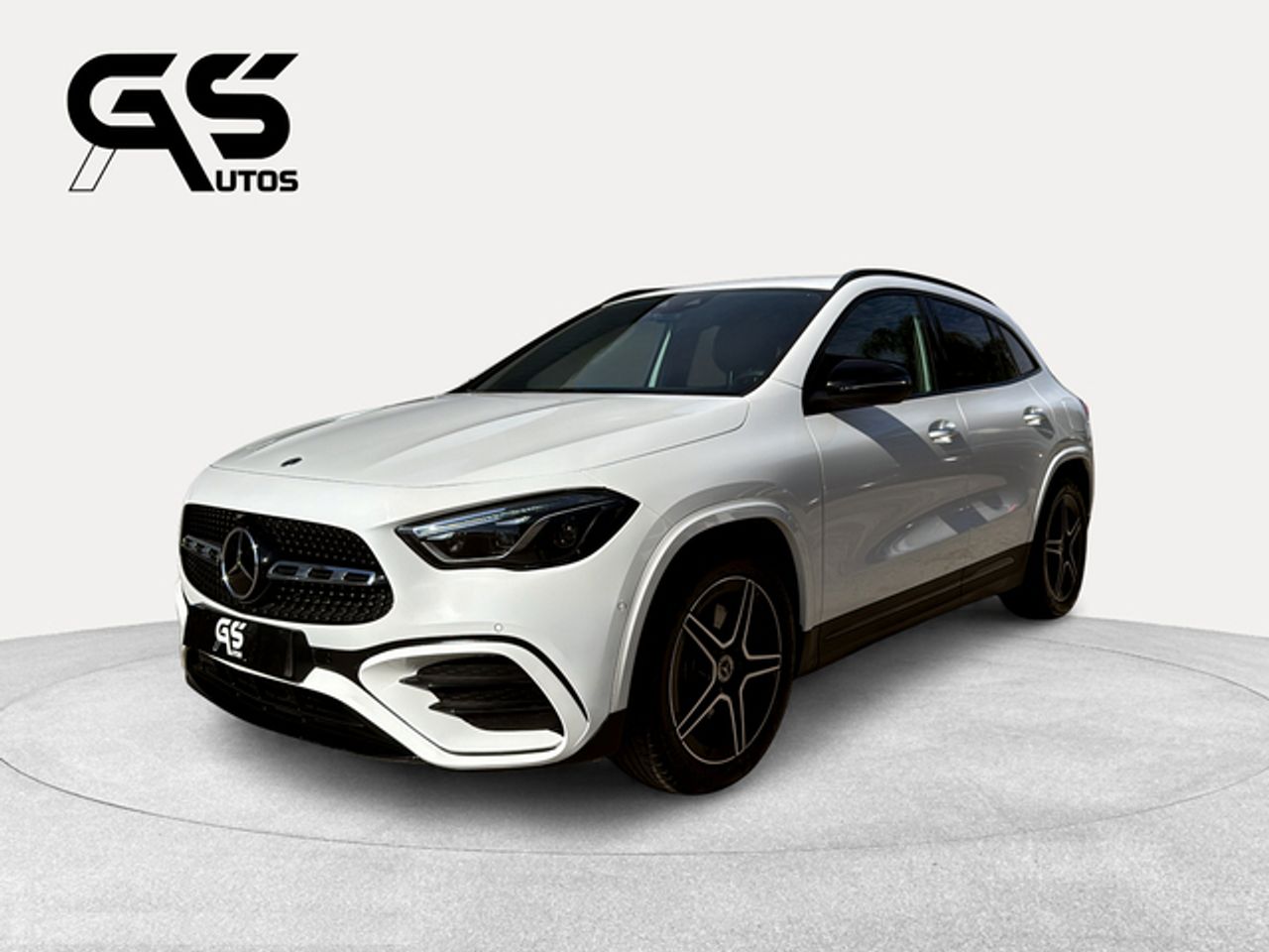 Foto Mercedes-Benz Clase GLA 1