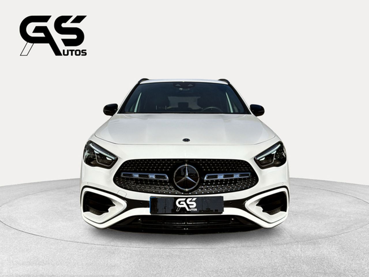 Foto Mercedes-Benz Clase GLA 2