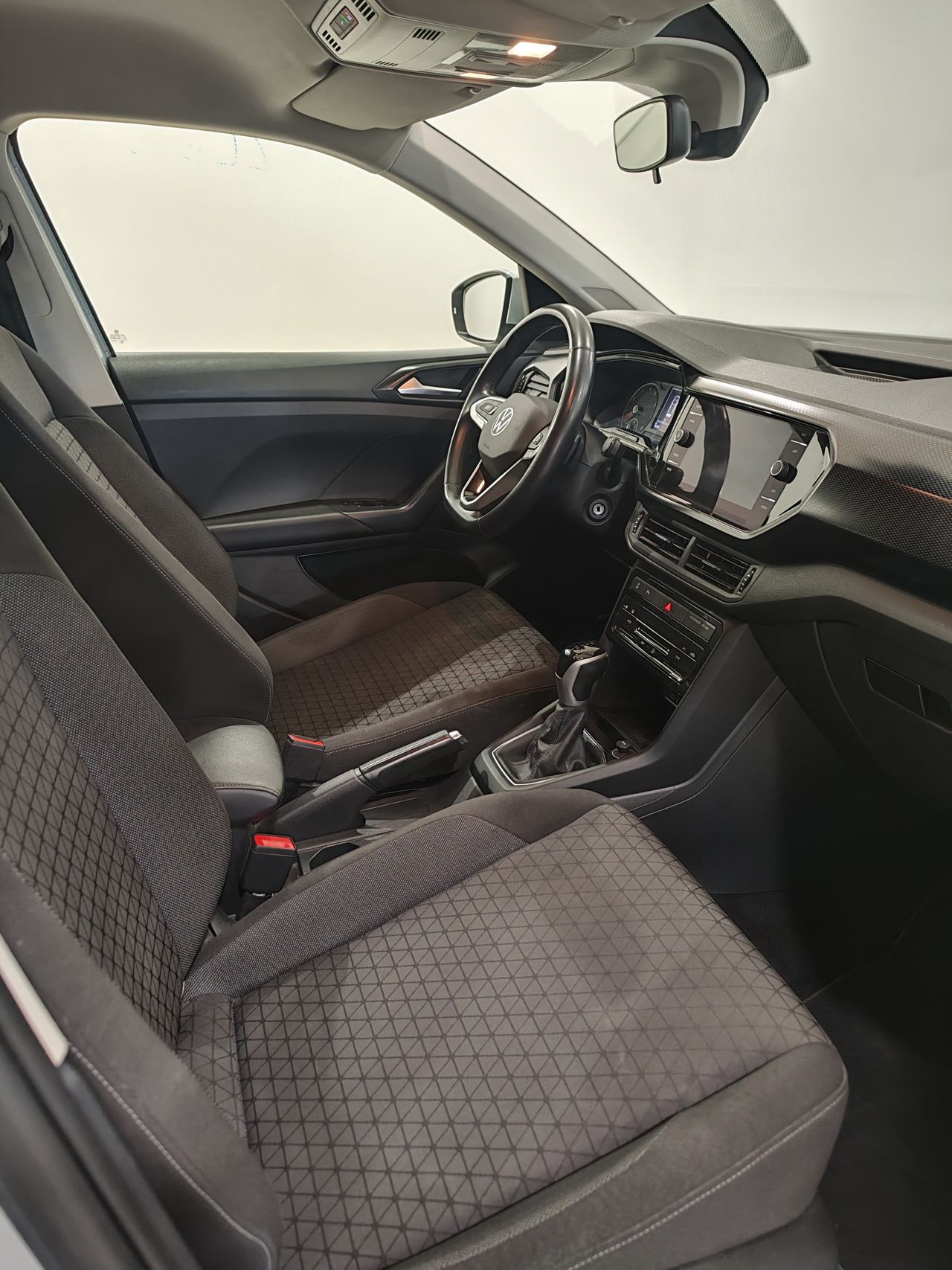 Foto Volkswagen T-Cross 8