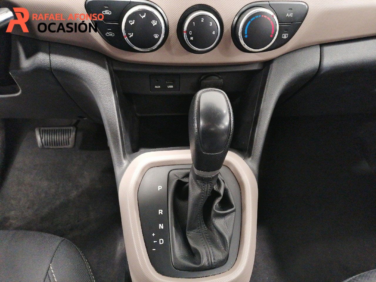 Foto Hyundai i10 13