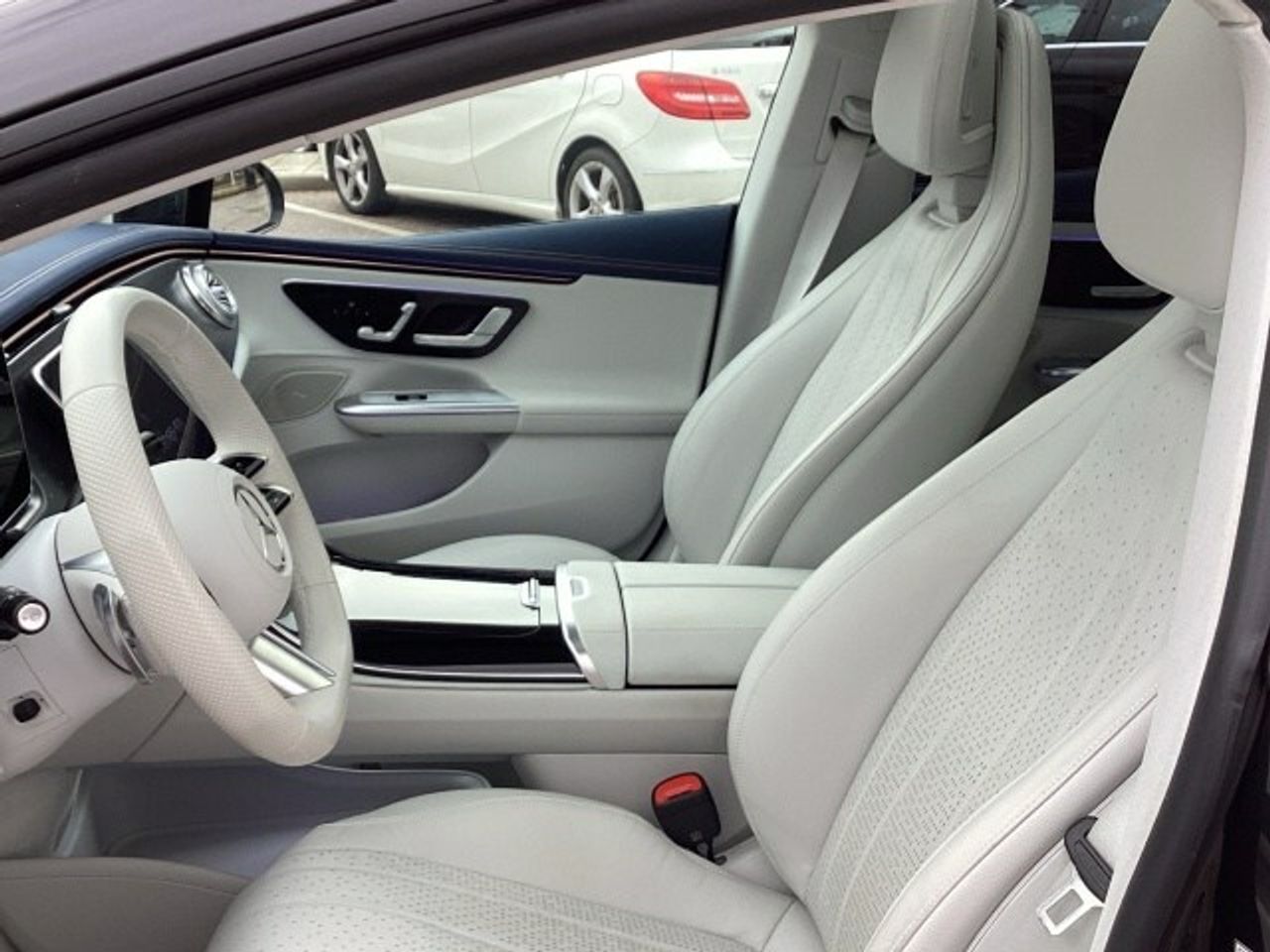 Foto Mercedes-Benz EQE 7