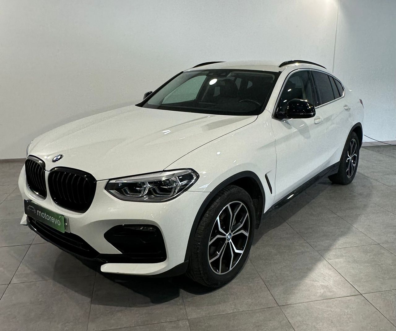 Foto BMW X4 10