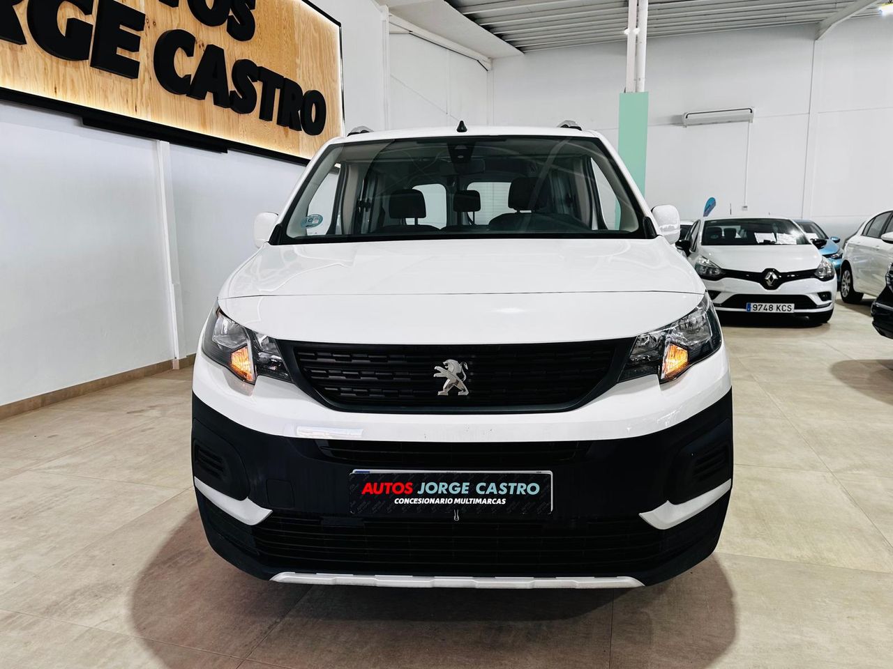 Foto Peugeot Rifter 2