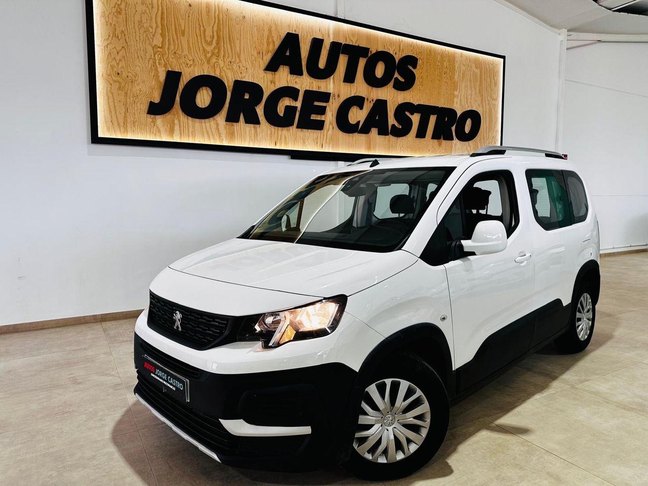 Foto Peugeot Rifter 10