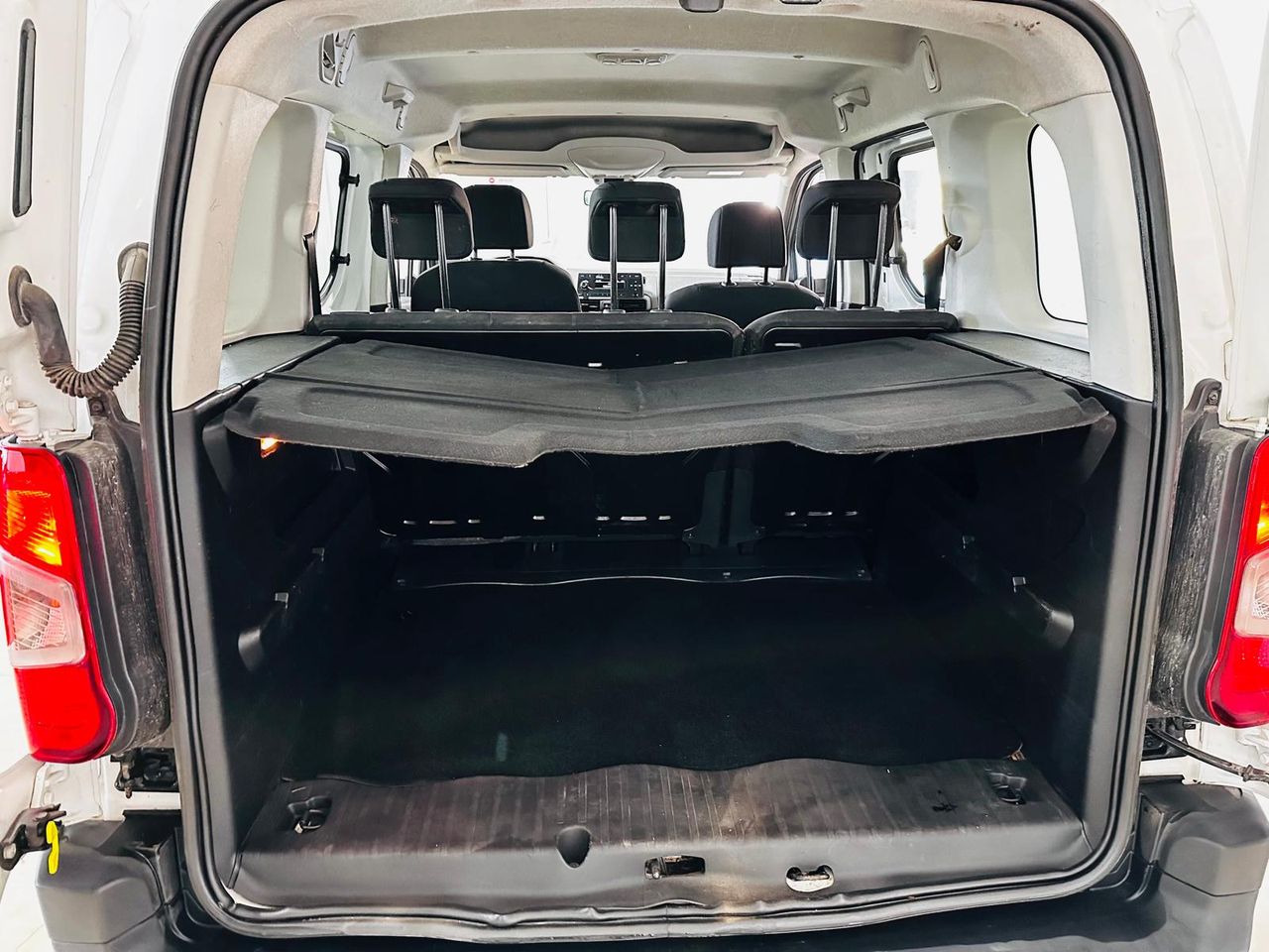 Foto Peugeot Rifter 11