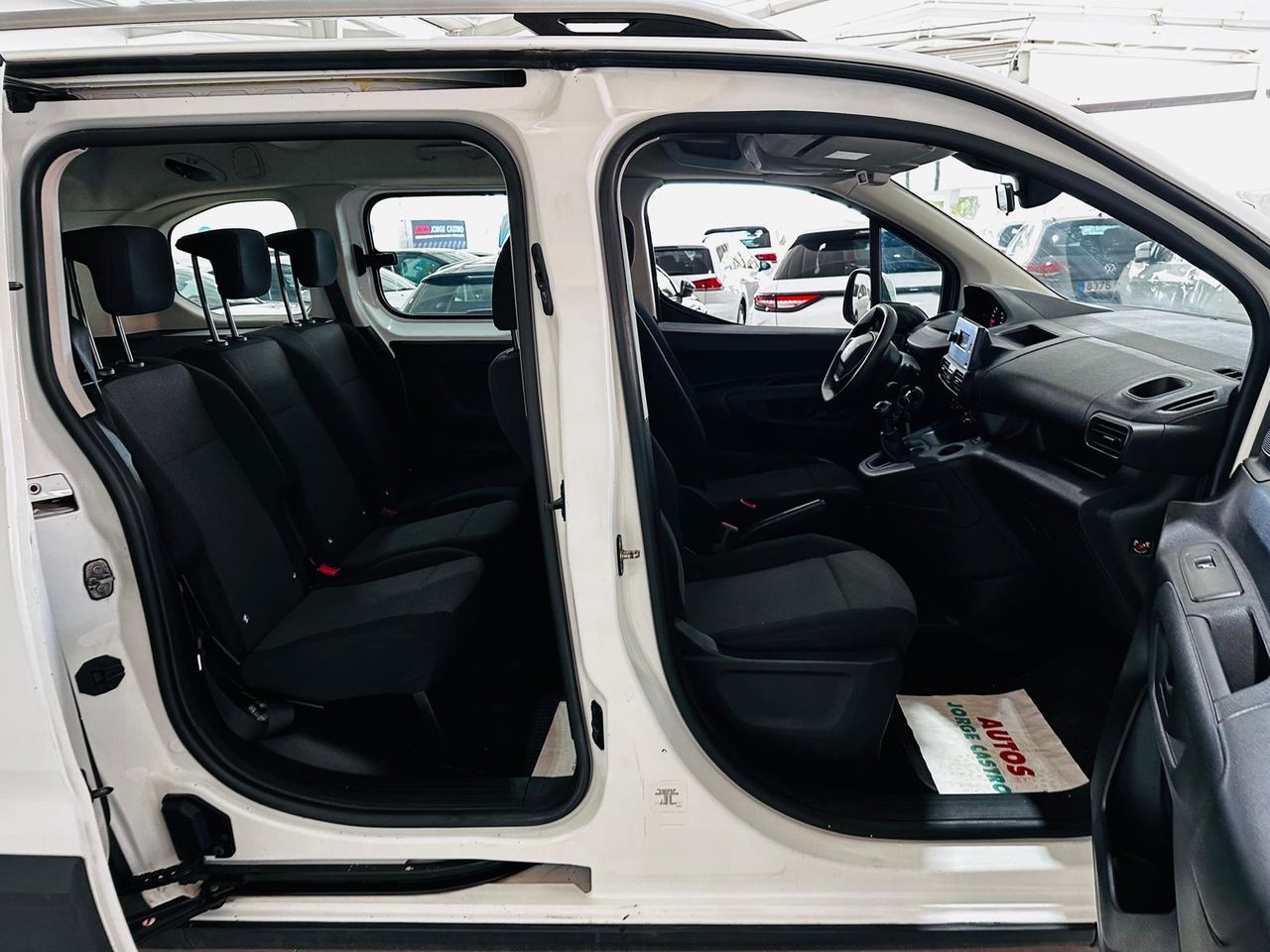 Foto Peugeot Rifter 21