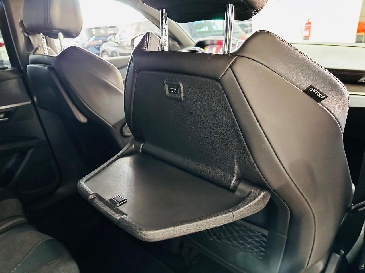 Foto Peugeot 5008 16