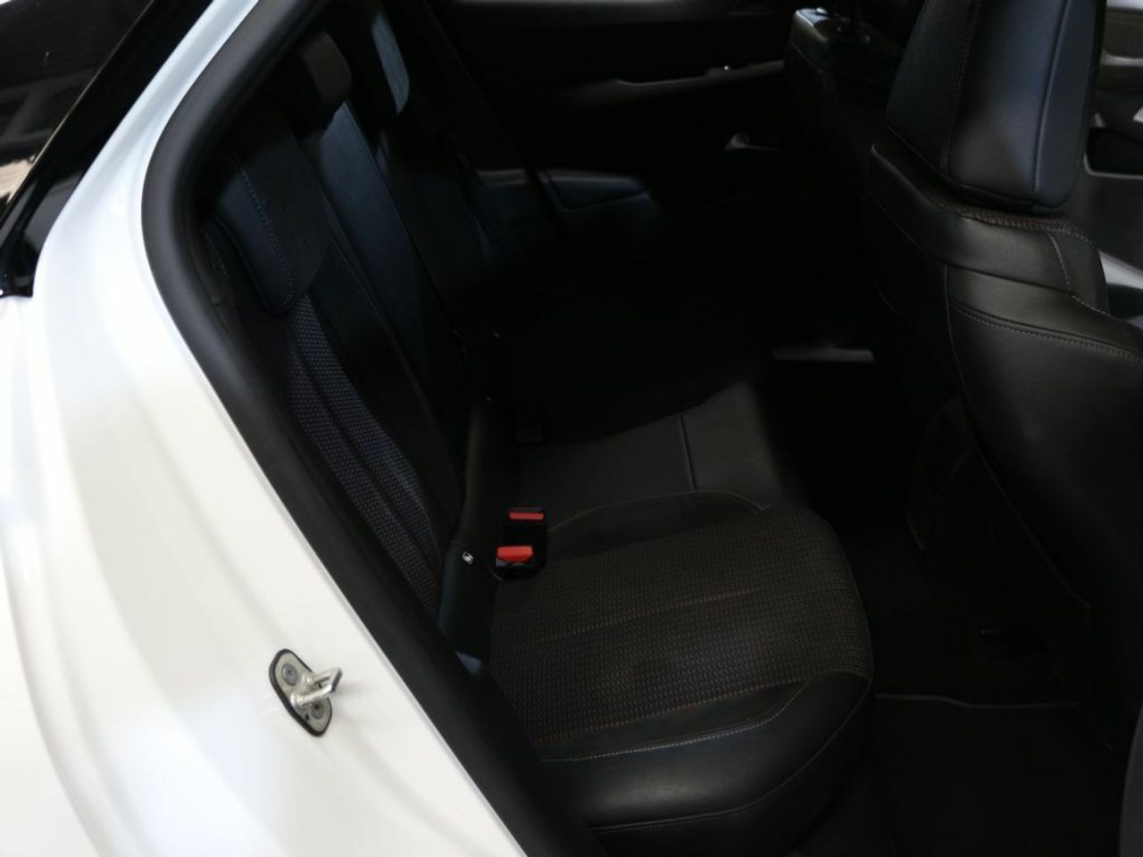 Foto DS Automobiles DS 3 11