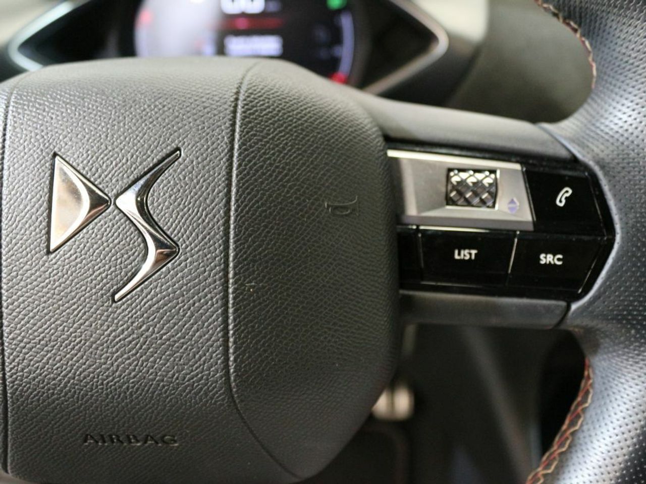 Foto DS Automobiles DS 3 15
