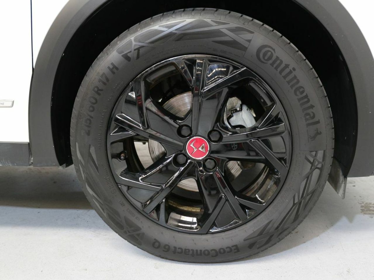 Foto DS Automobiles DS 3 30