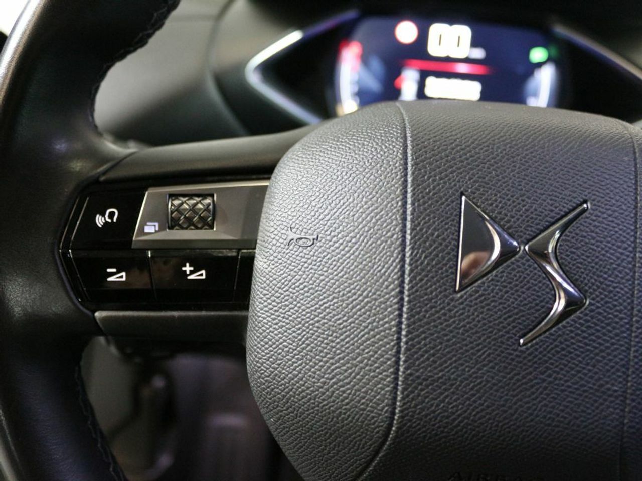 Foto DS Automobiles DS 3 14