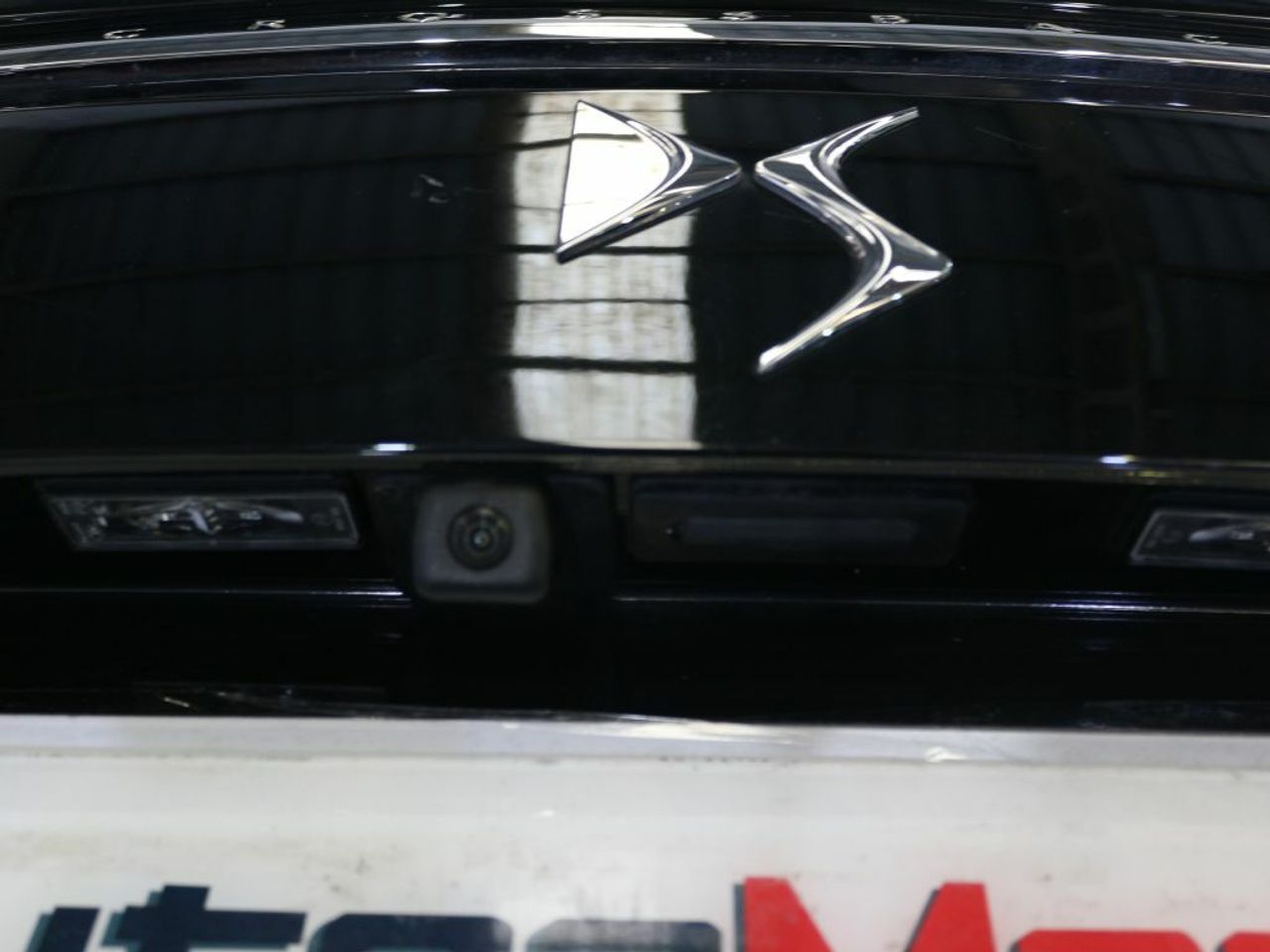 Foto DS Automobiles DS 7 7